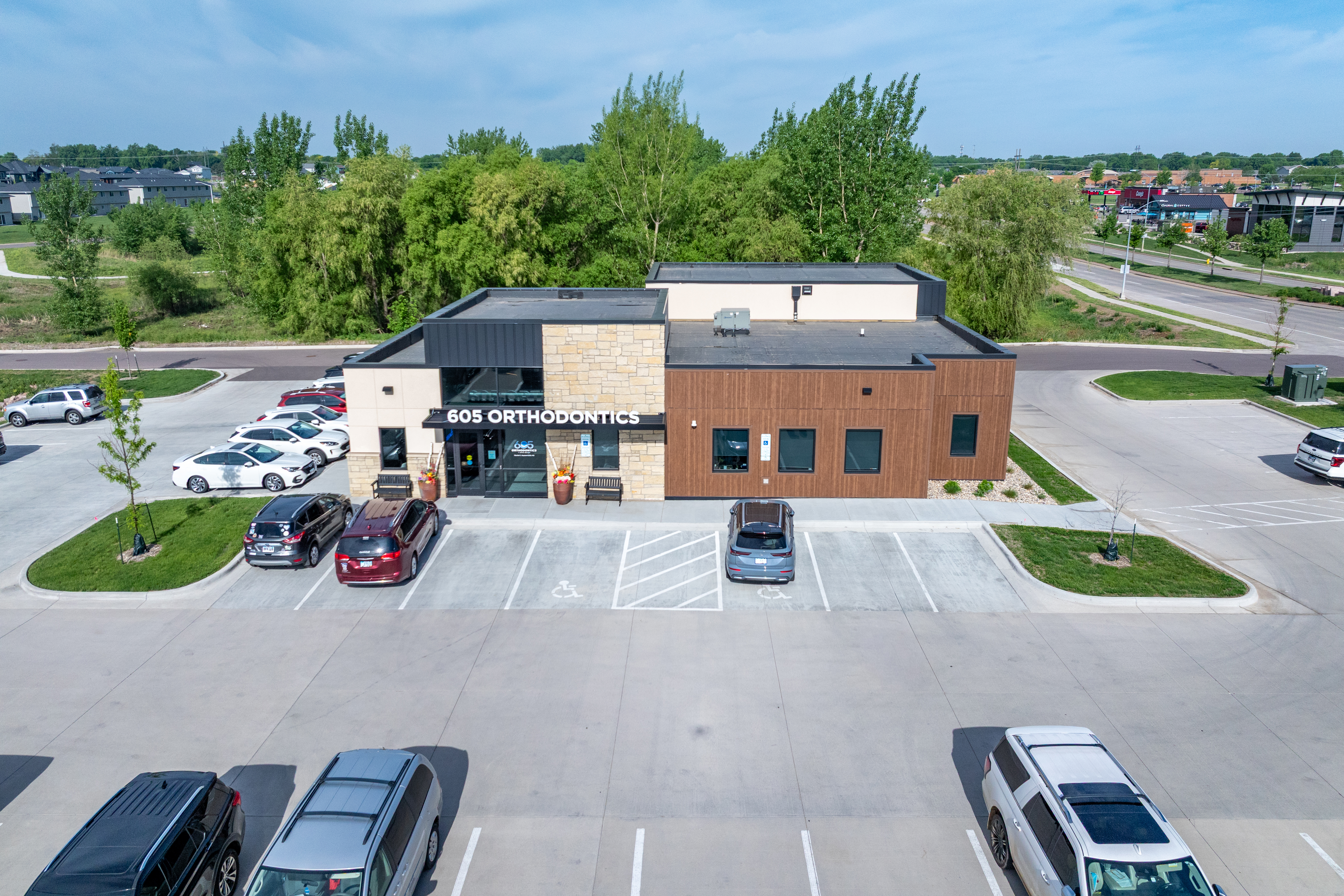 605 Orthodontics Exteriors 05 28 2026 2 Grass